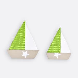 KraftKids Segelboot weiße Punkte auf Grün