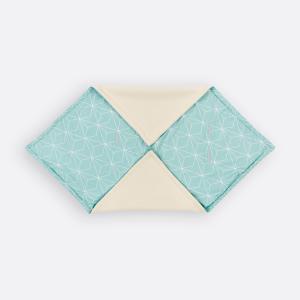KraftKids Decke für Babyschale Winter weiße dünne Diamante auf Mint