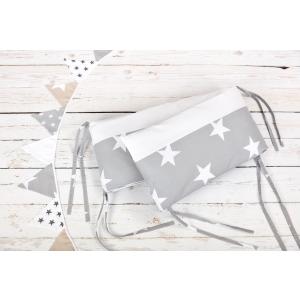 KraftKids Nestchen Uniweiss und kleine graue Sterne auf Weiss Nestchenlänge 60-60-60 cm für Bettgröße 120 x 60 cm